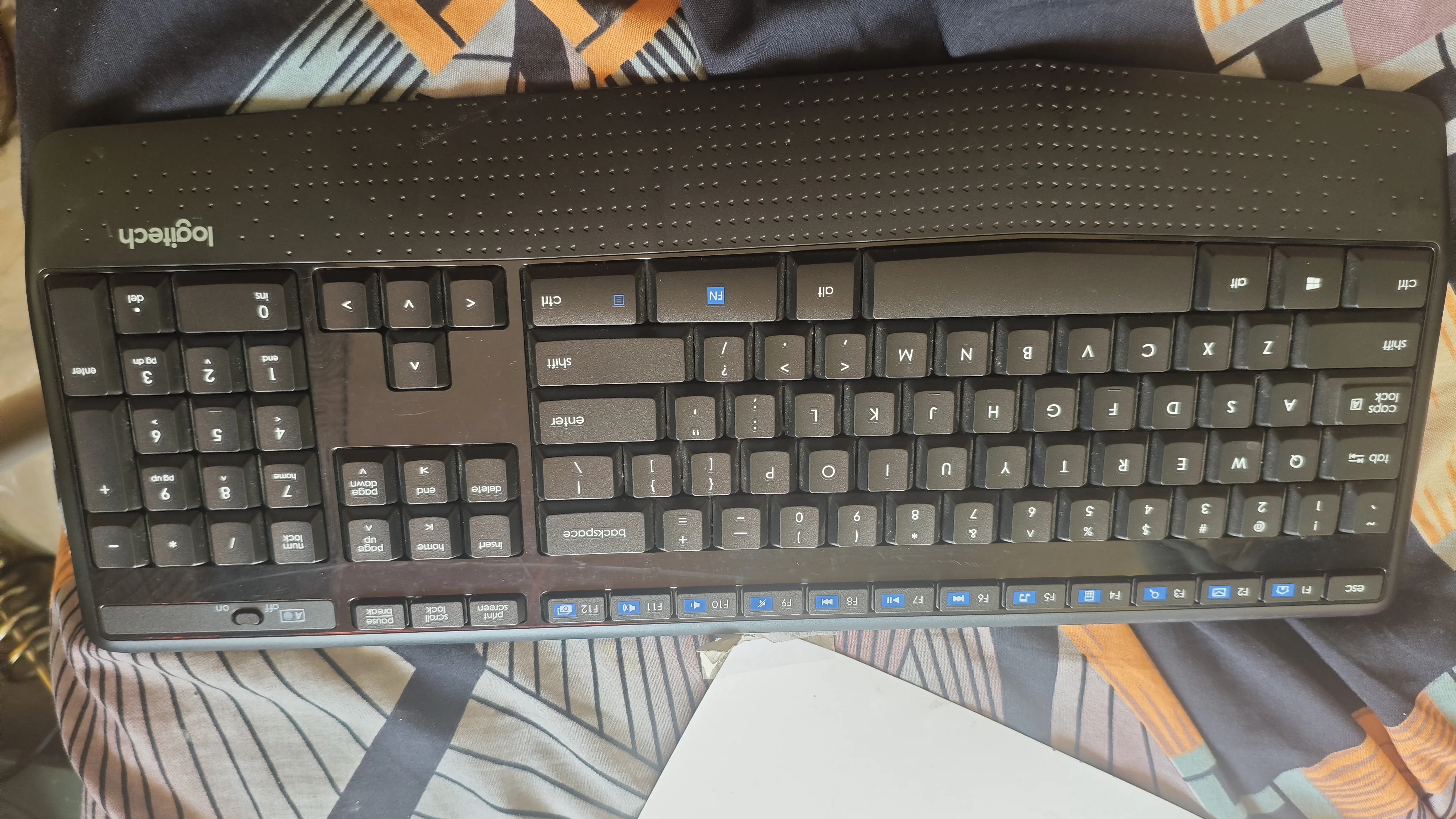 Logitech MK345 Wireless Keyboard and Mouse